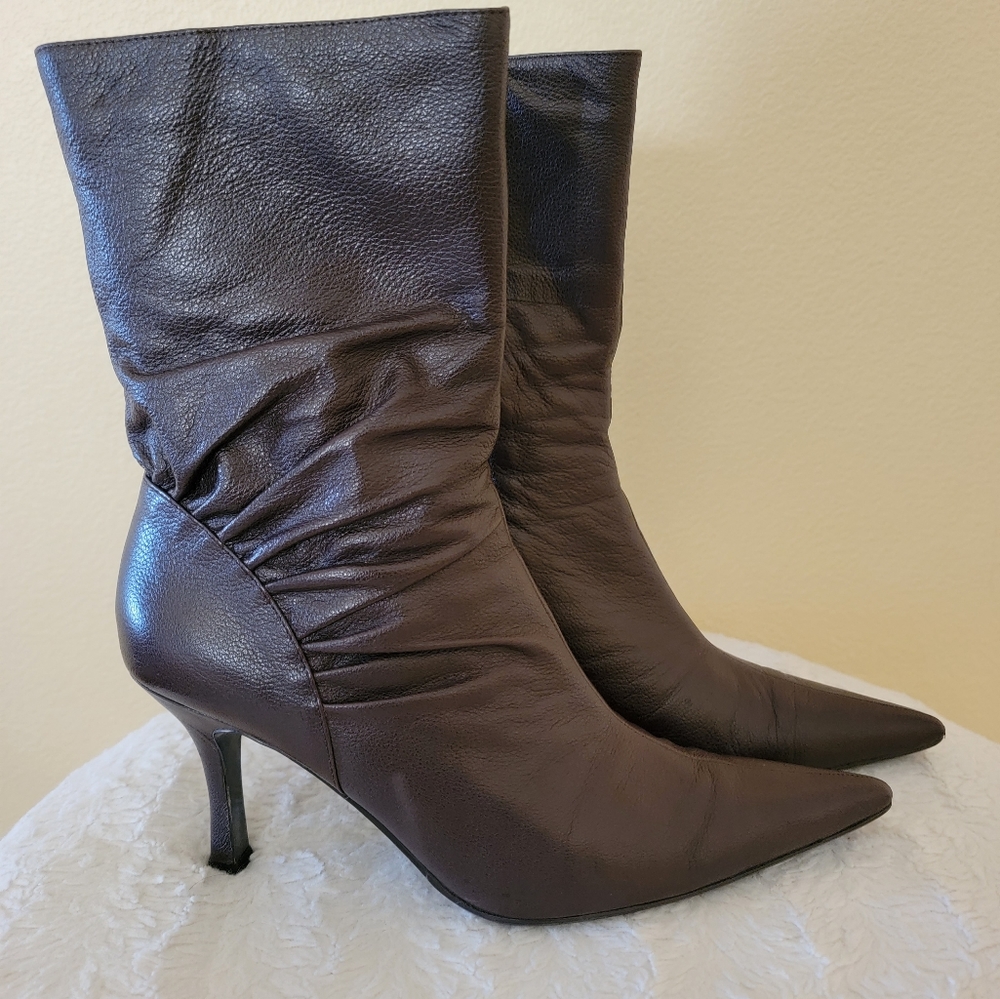 BANDOLINO WOMENS BOOTIES